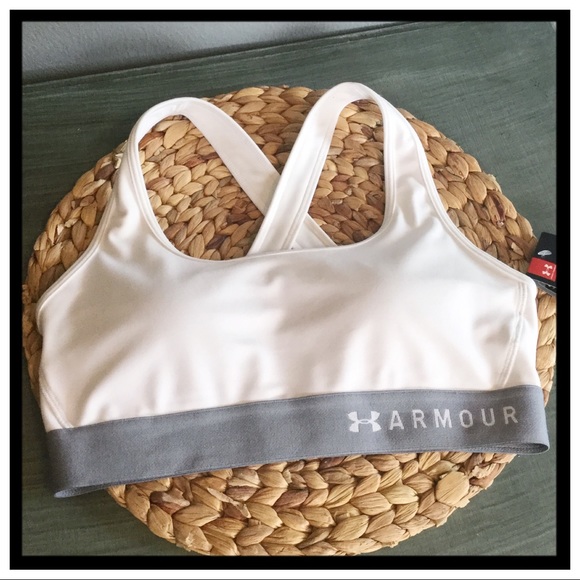 Under Armour Other - NWT Under Armour Crossback Sports Bra